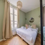 Apartment Cosy Near Invalides - Mobility Lease